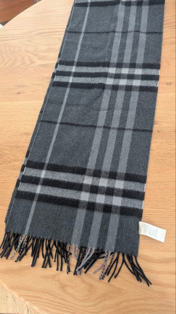 BURBERRY グレー チェック柄 マフラー