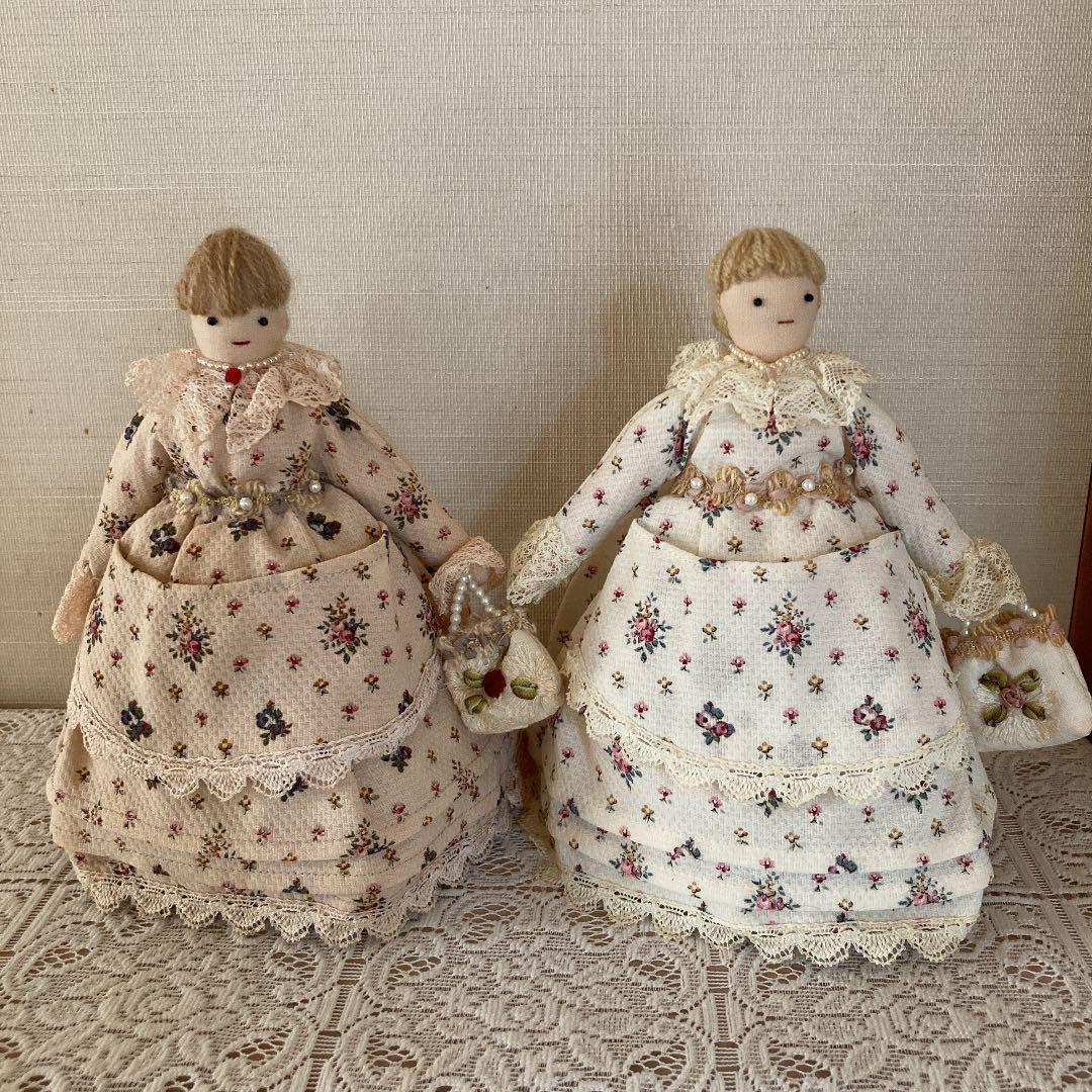 マニー　人形型　小物入れ２体セット