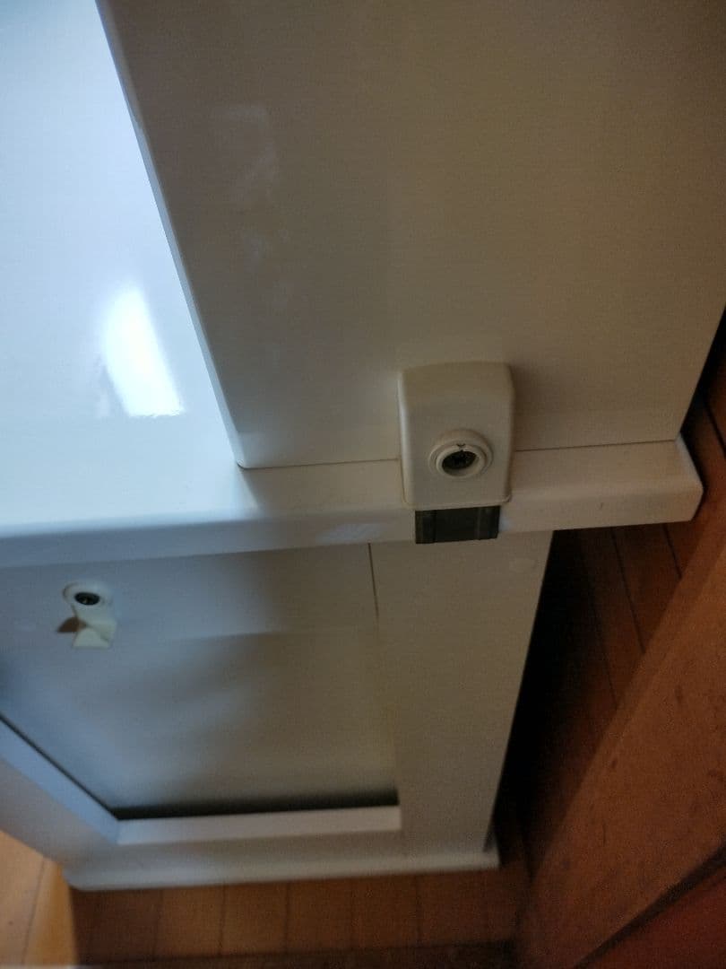 学習机　ライト付き本棚