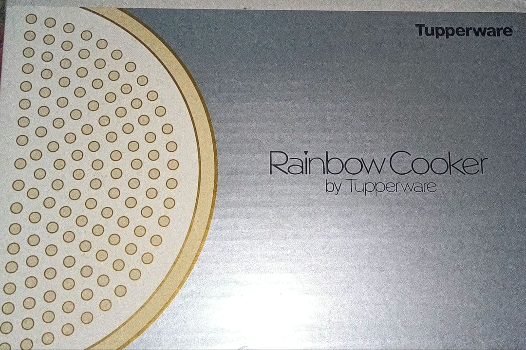 タッパーウェア　レインボークッカー　パスタバスケットのみ　セール