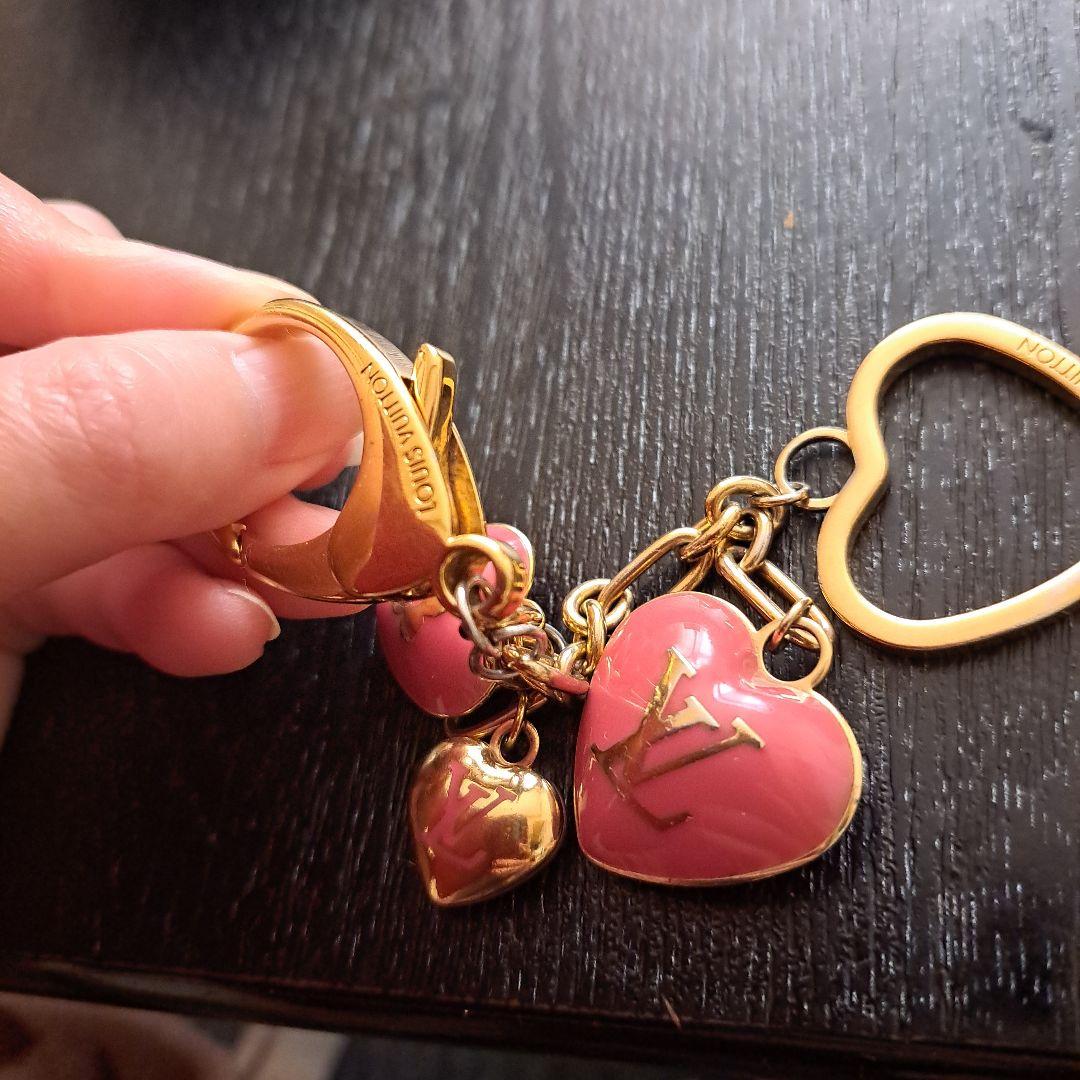 Louis Vuitton ハート型キーホルダー　即日発送可能