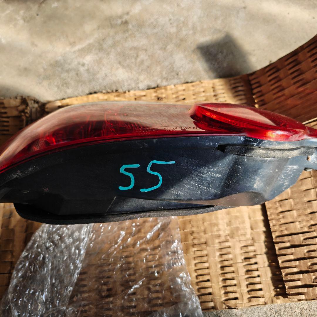 スバル GD インプレッサ 涙目 usテールライト 助手席側