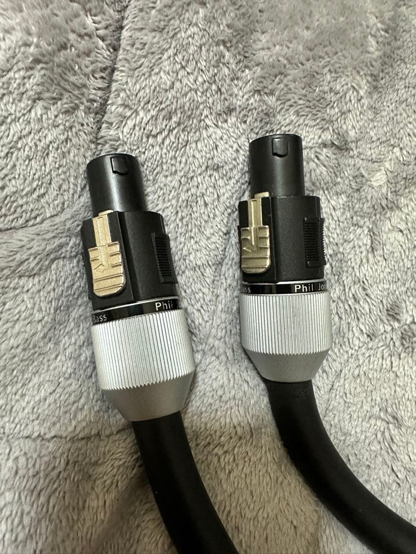 お値下げ歓迎　Phil Jones Bass SS-4スピーカーケーブル