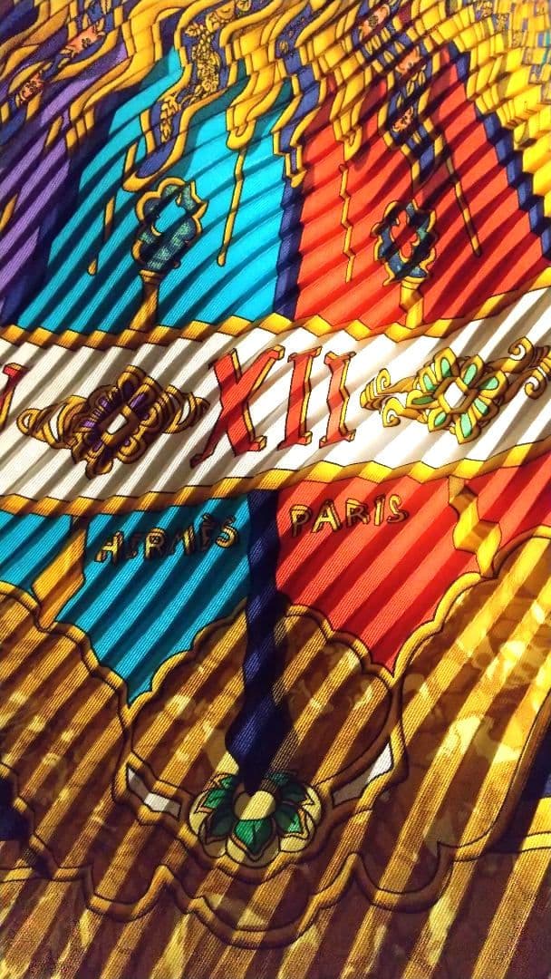 エルメス プリーツスカーフ〈箱なし〉