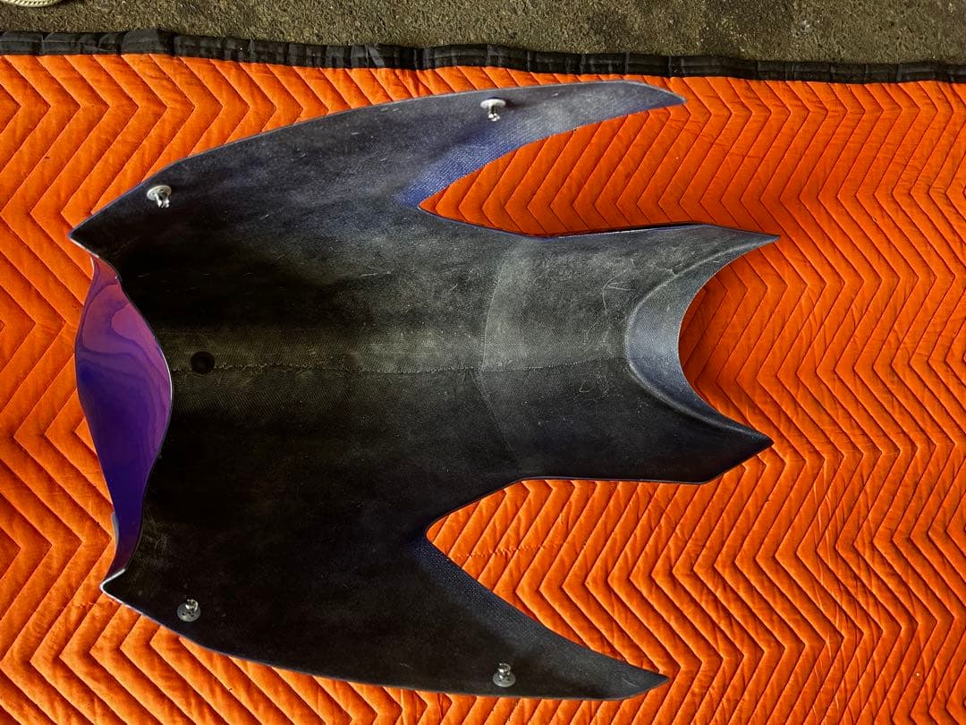 塗装のみの未使用、送料込み！Y2S フルカウル タンクカバーフロントフェンダー