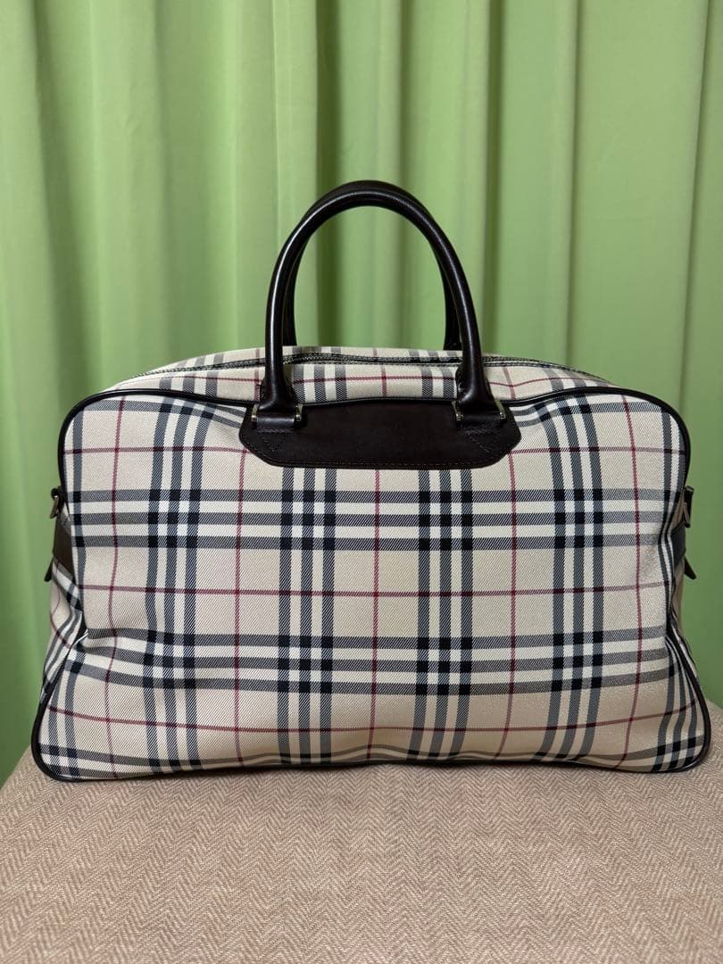 BURBERRY ノバチェック　ボストンバッグ　ロゴプレート