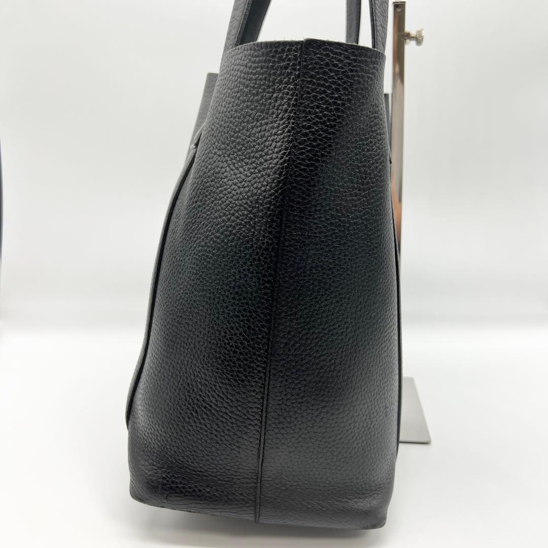 ペッレモルビダ　トートバッグ　テーラマリーナ　レザー　ブラック　A4　肩掛け