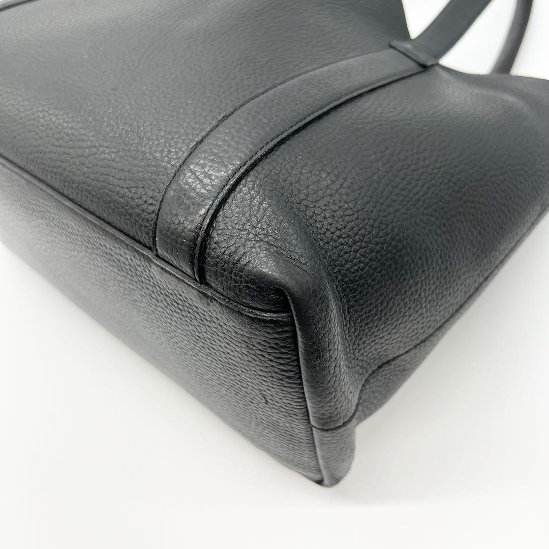 ペッレモルビダ　トートバッグ　テーラマリーナ　レザー　ブラック　A4　肩掛け