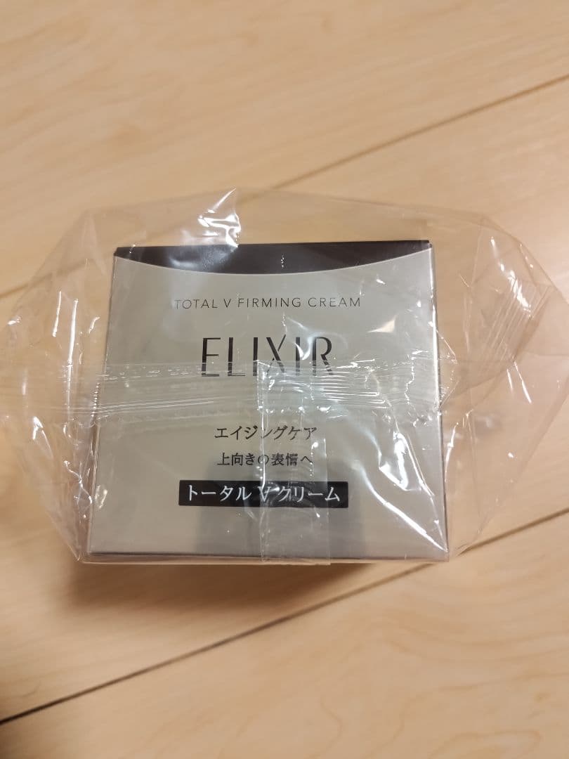 新品未使用 エリクシールトータルVクリーム　50g