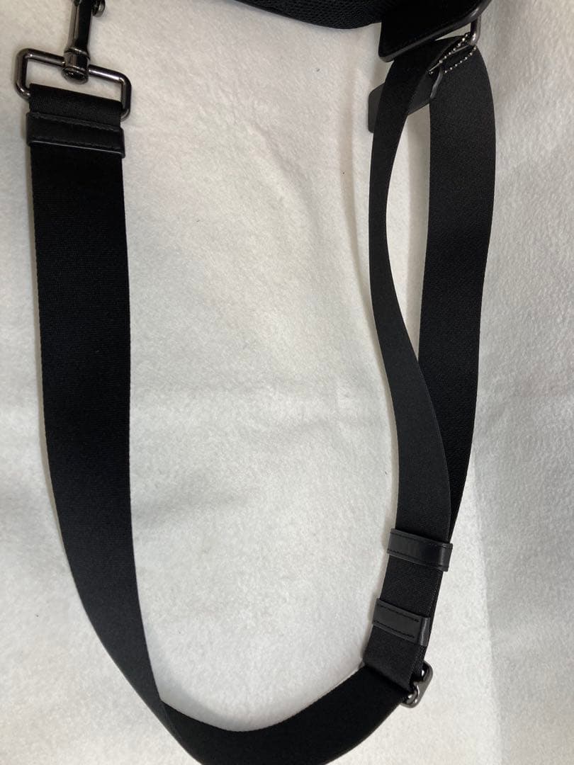 ✨良品✨COACH モノグラム ブラック ボディバッグ※訳あり★