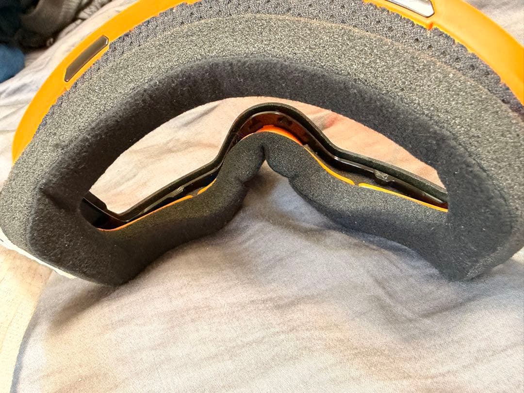 アンファッジ スワンズゴーグル