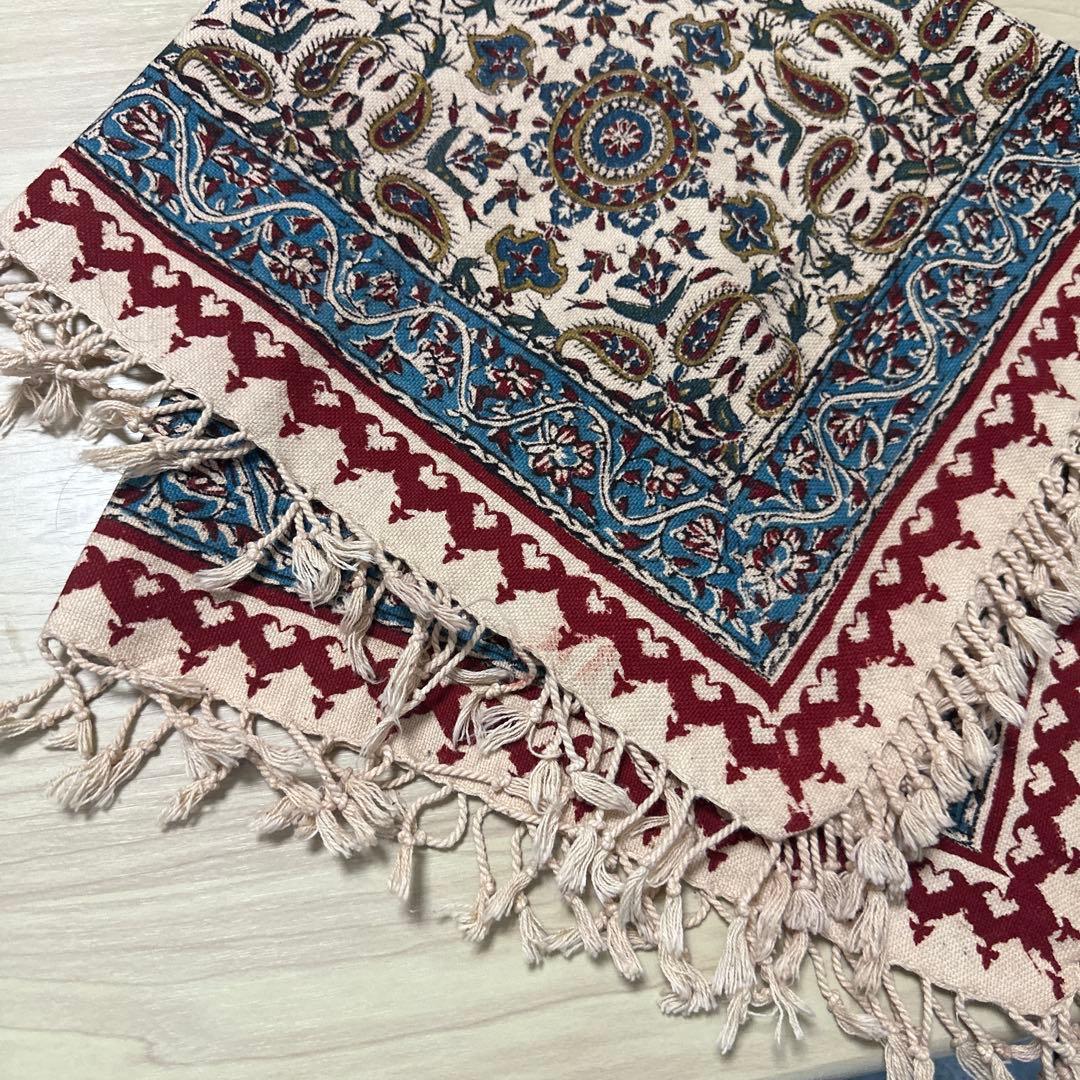 花柄ラグ フリンジ付き