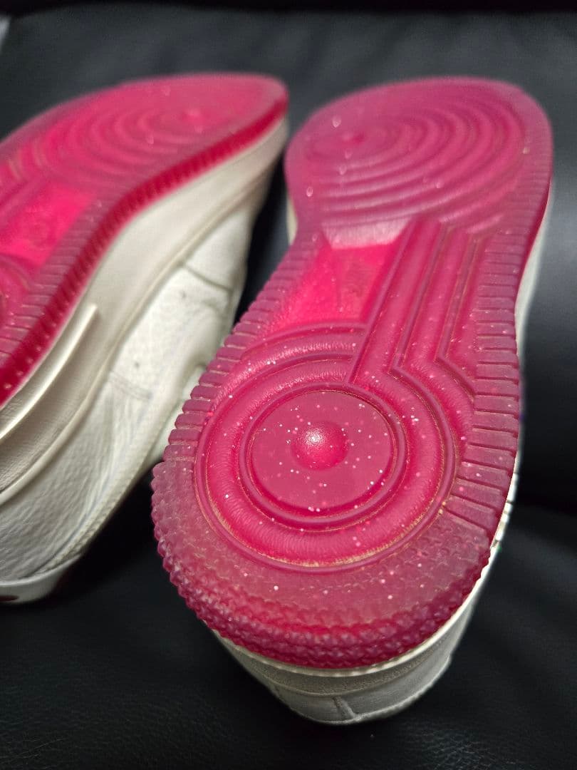 【MOW様】ナイキ ウィメンズ エアフォース1 ロー \"バレンタインデー\"