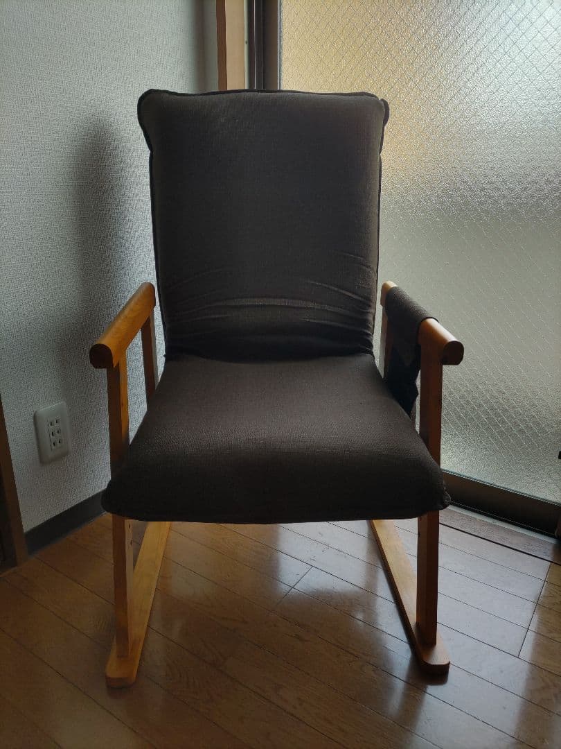 木製チェア ブラウン 座面高さ調整可能