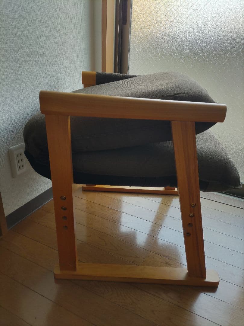 木製チェア ブラウン 座面高さ調整可能