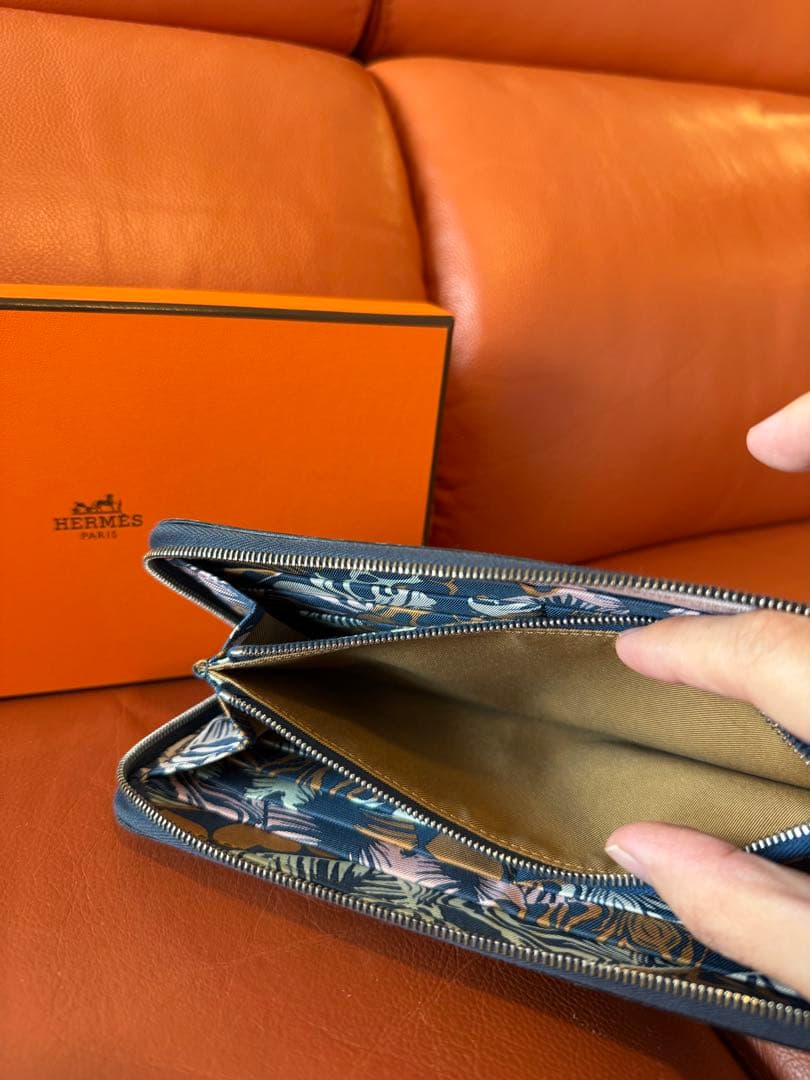 エルメス　アザップ　シルクイン