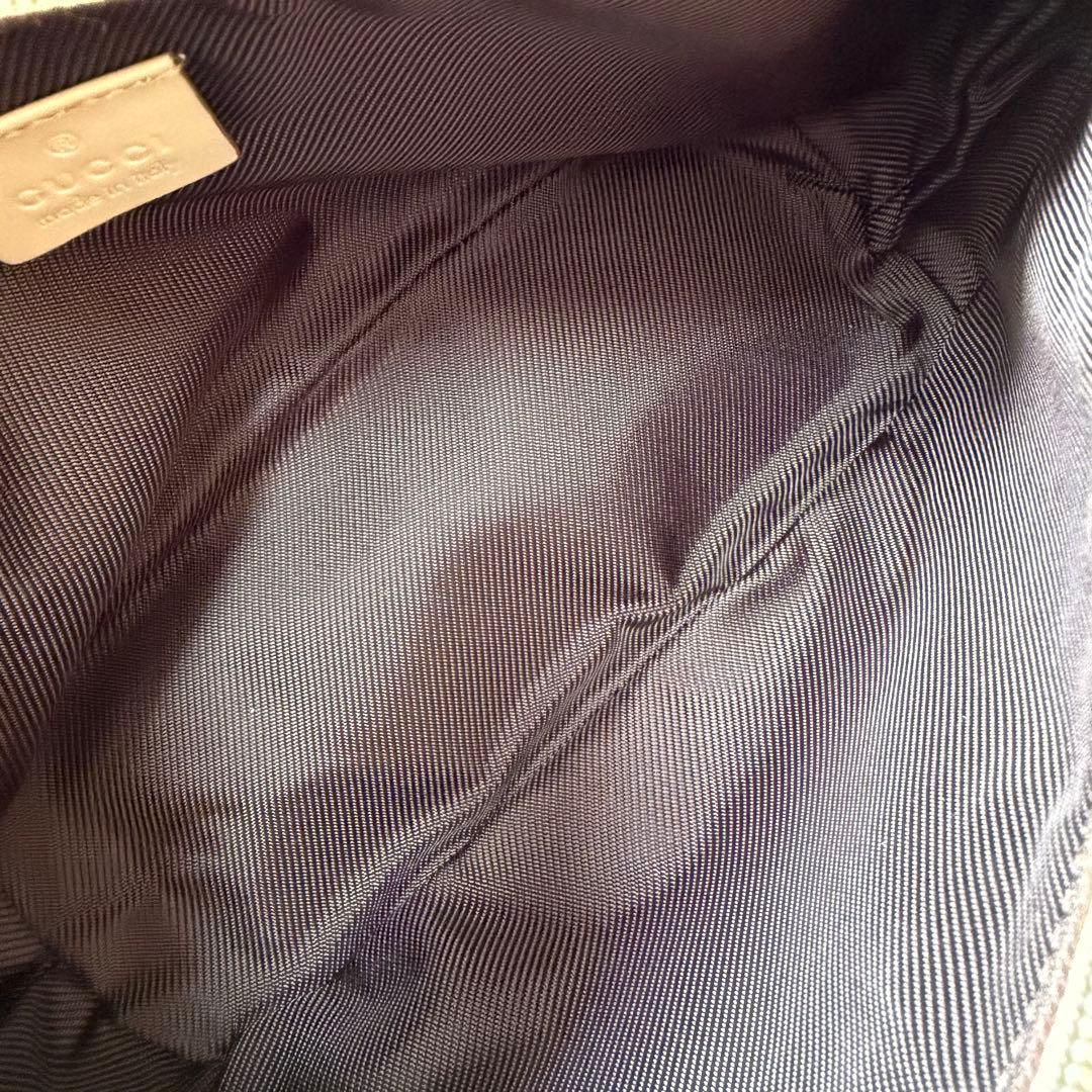 ☆美品☆GUCCI グッチ　アクセサリーポーチ　ショルダーバック　GG　ベージュ