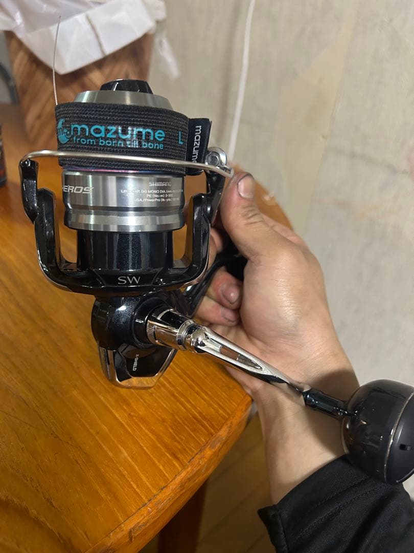 シマノ　スフェロス SW6000 マズメのスプールカバー付き　ジギング等に