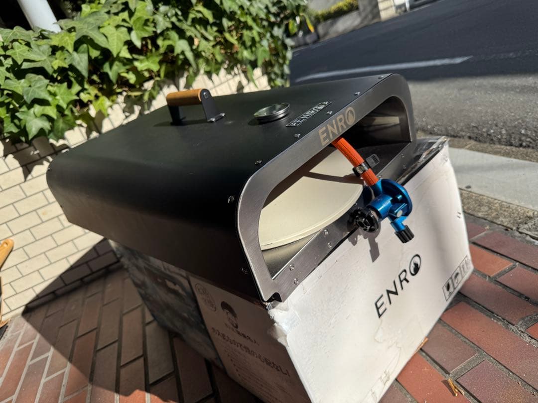 ENRO 釜焼名人 ガス式 ピザ窯 CB缶レギュレーター付 1回使用 箱難有