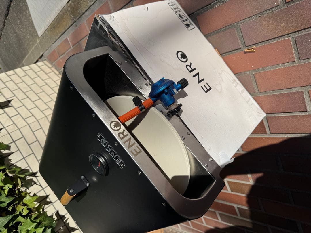 ENRO 釜焼名人 ガス式 ピザ窯 CB缶レギュレーター付 1回使用 箱難有