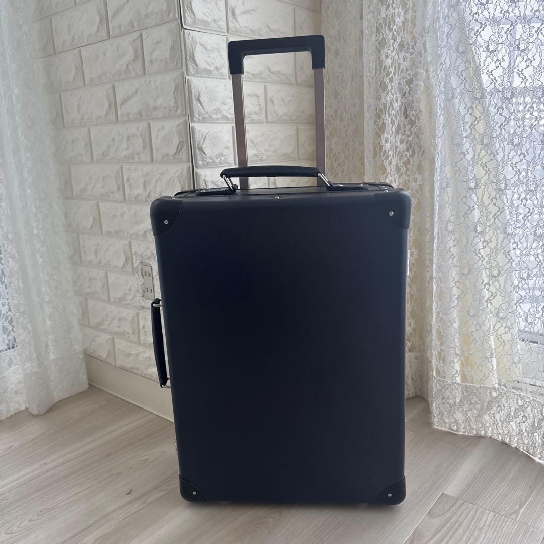 グローブトロッターGLOBE TROTTER オリジナル　スーツケース　ネイビー