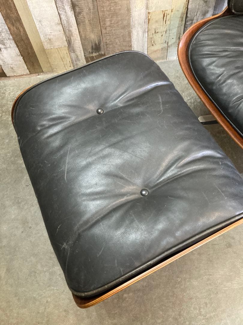 ハーマンミラー　イームズ　ラウンドチェアー　ソファー別売り