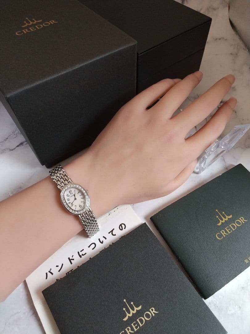 クレドール シグノ美品 白蝶貝 28Pダイヤベゼル 現行販売モデル クォーツ