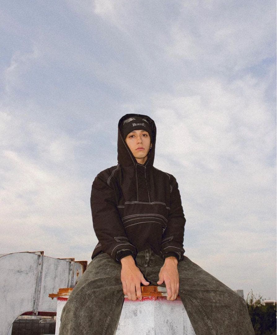 ブレスユー BlessU アノラックパーカー Mサイズ