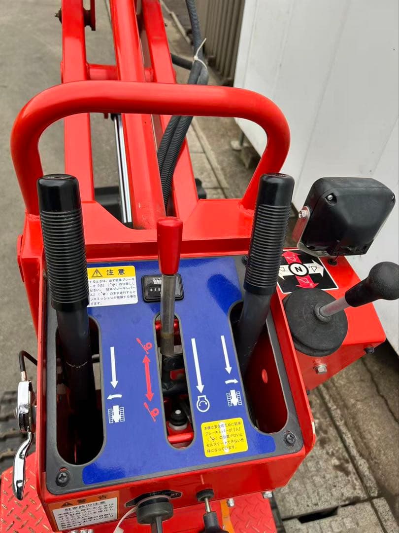 ミニショベルローダー　ウィンブルヤマグチ　YXS-121HX 除雪機