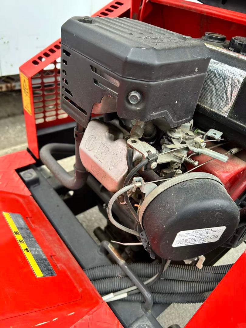 ミニショベルローダー　ウィンブルヤマグチ　YXS-121HX 除雪機