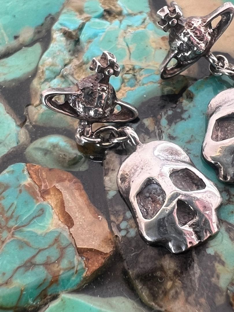 Vivienne Westwood silver925 オーブ×スカル　ピアス