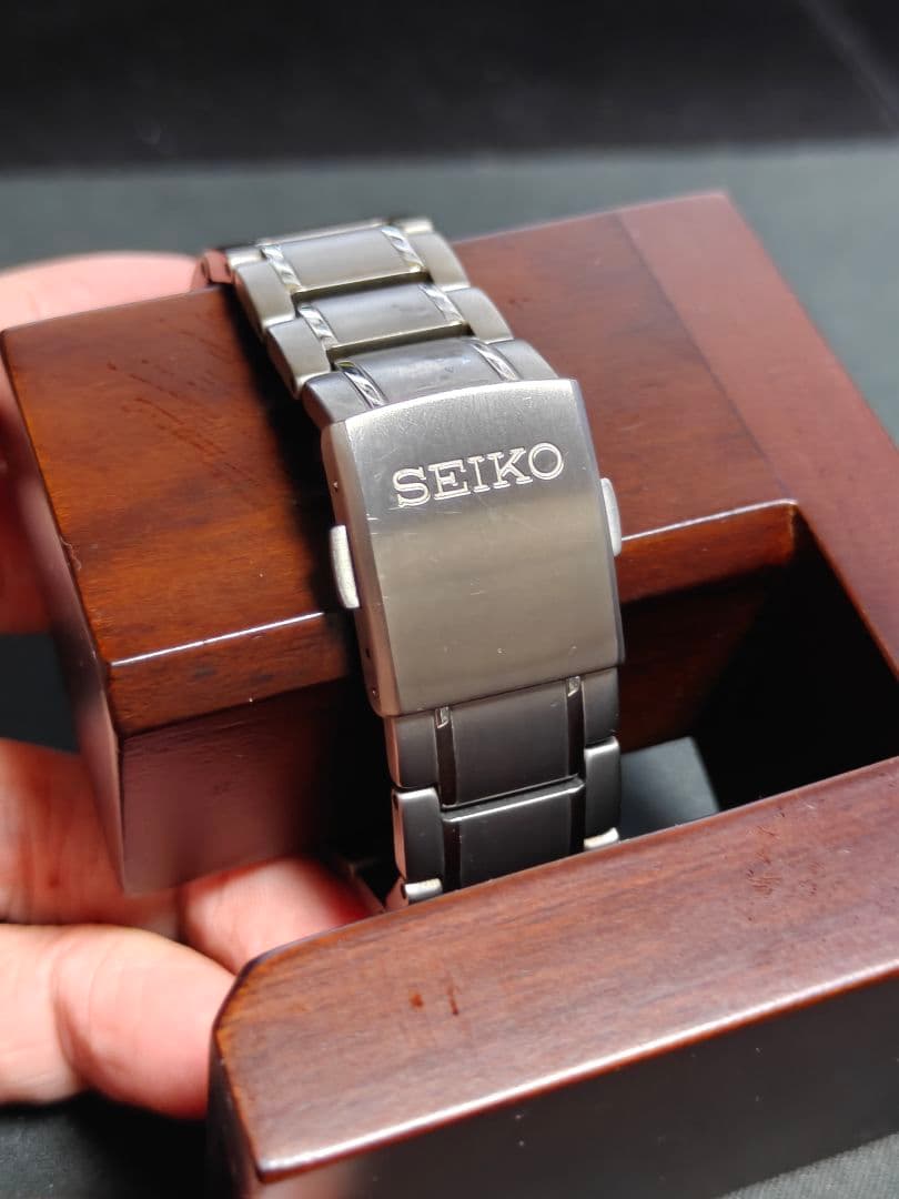 SEIKO SBTM217 ソーラー電波　チタン