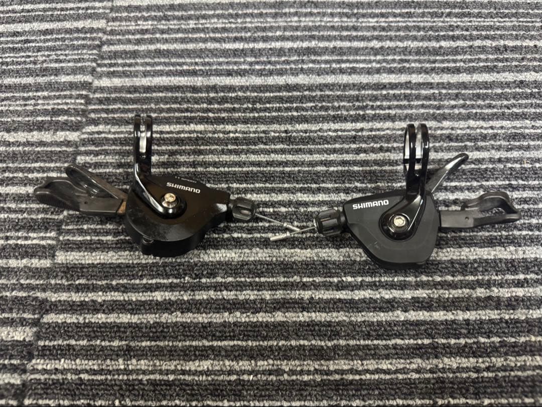 SHIMANO 11速シフター SL-RS700