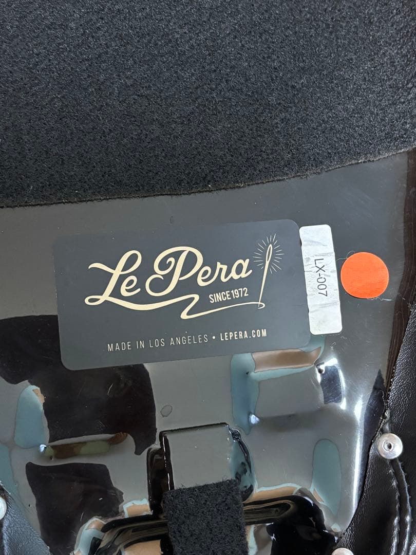 ハーレーダビッドソン　ソフテイル用Le Pera ソロシート品番LX-007
