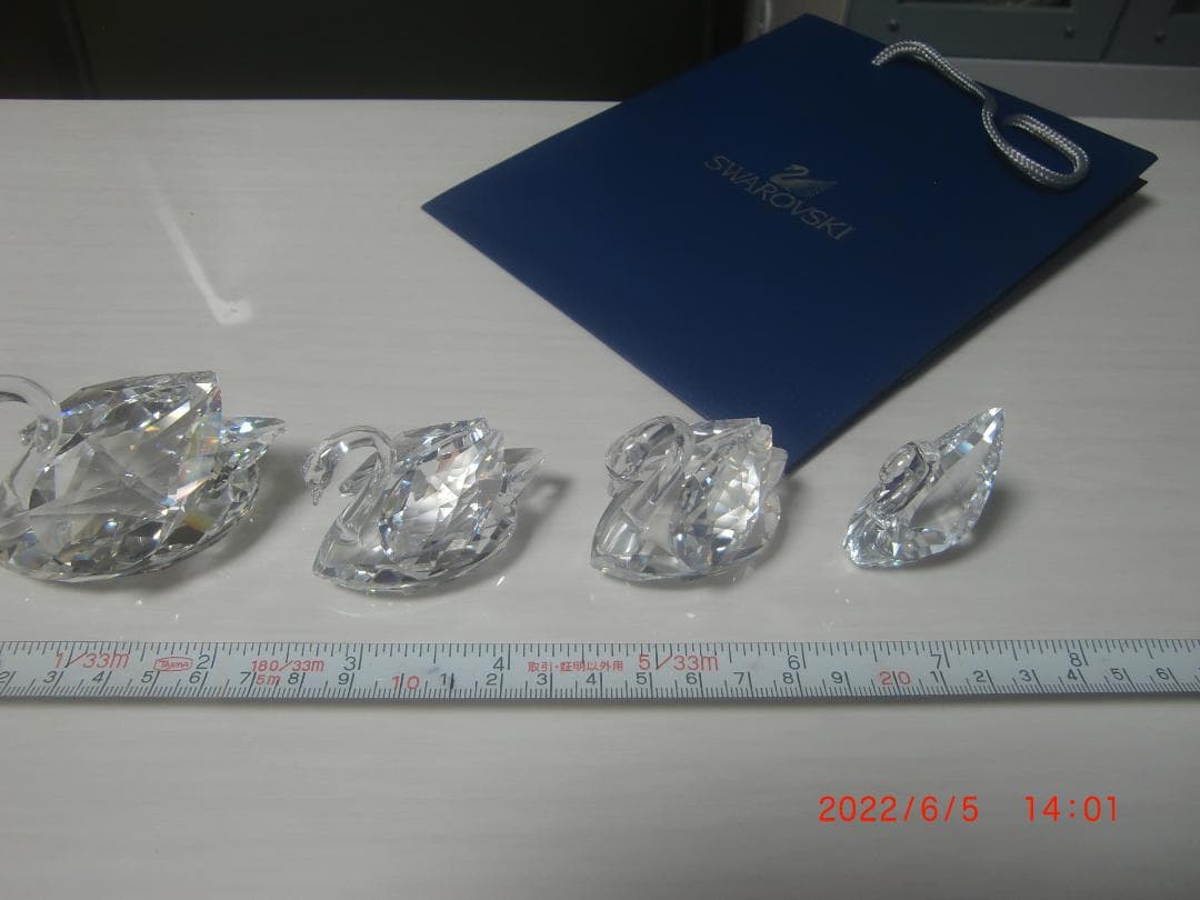 スワロフスキー Swarovski  『スワン4Ｐ【Ｌ・Ｍ2・Ｍ閉】』　Ｓ17Ｂ