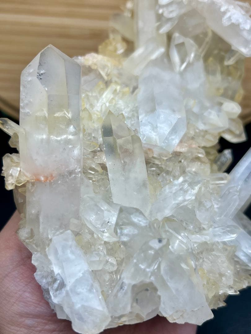 レア★天然水晶クラスターオンクラスター　高品質　ヒマラヤ産　アズライト共生