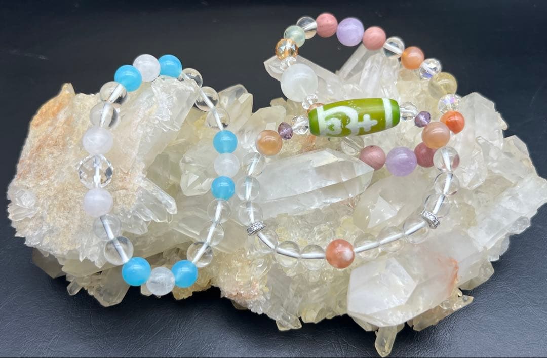 レア★天然水晶クラスターオンクラスター　高品質　ヒマラヤ産　アズライト共生