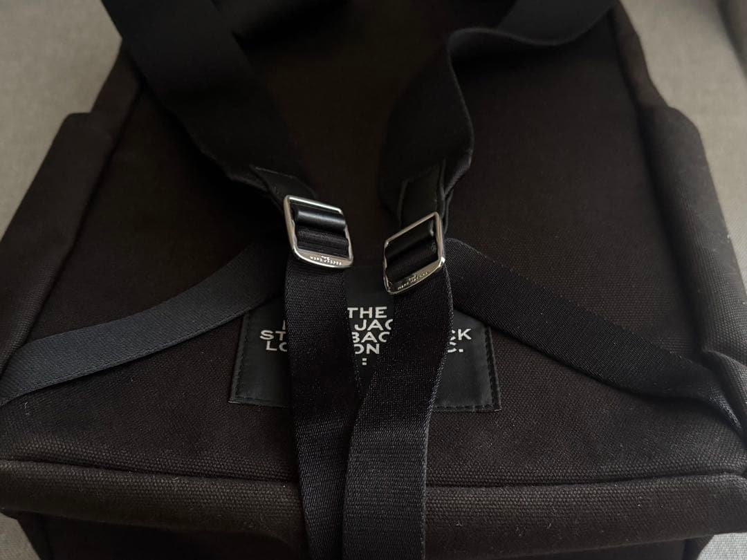 【美品】MARC JACOBS　THE BACKPACK　キャンバス　ブラック