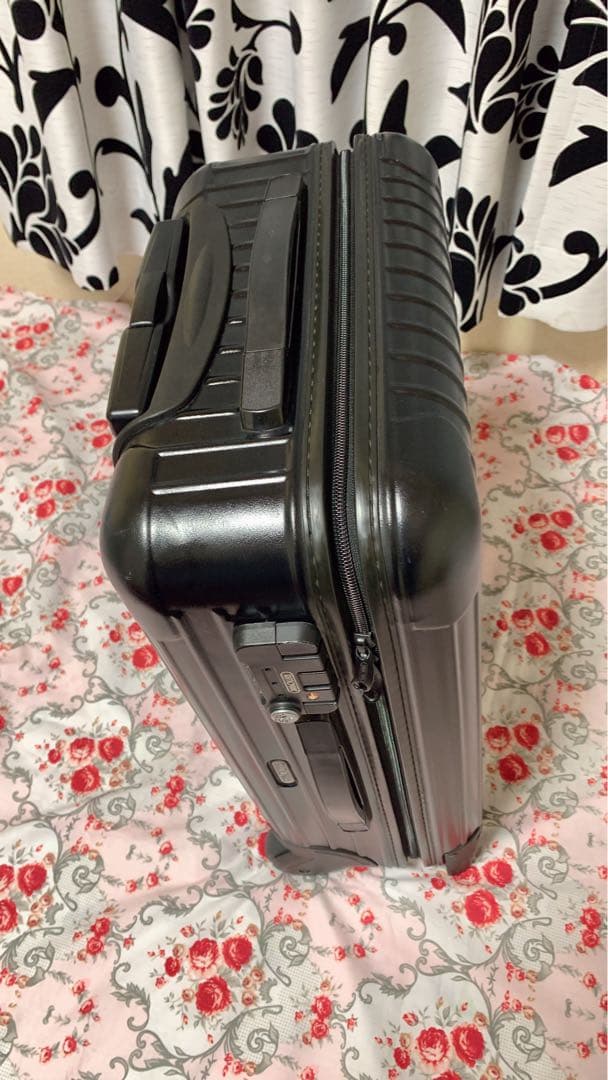 美品✨★正規品★リモワRIMOWA★サルサ CabinSスーツケース 2輪★