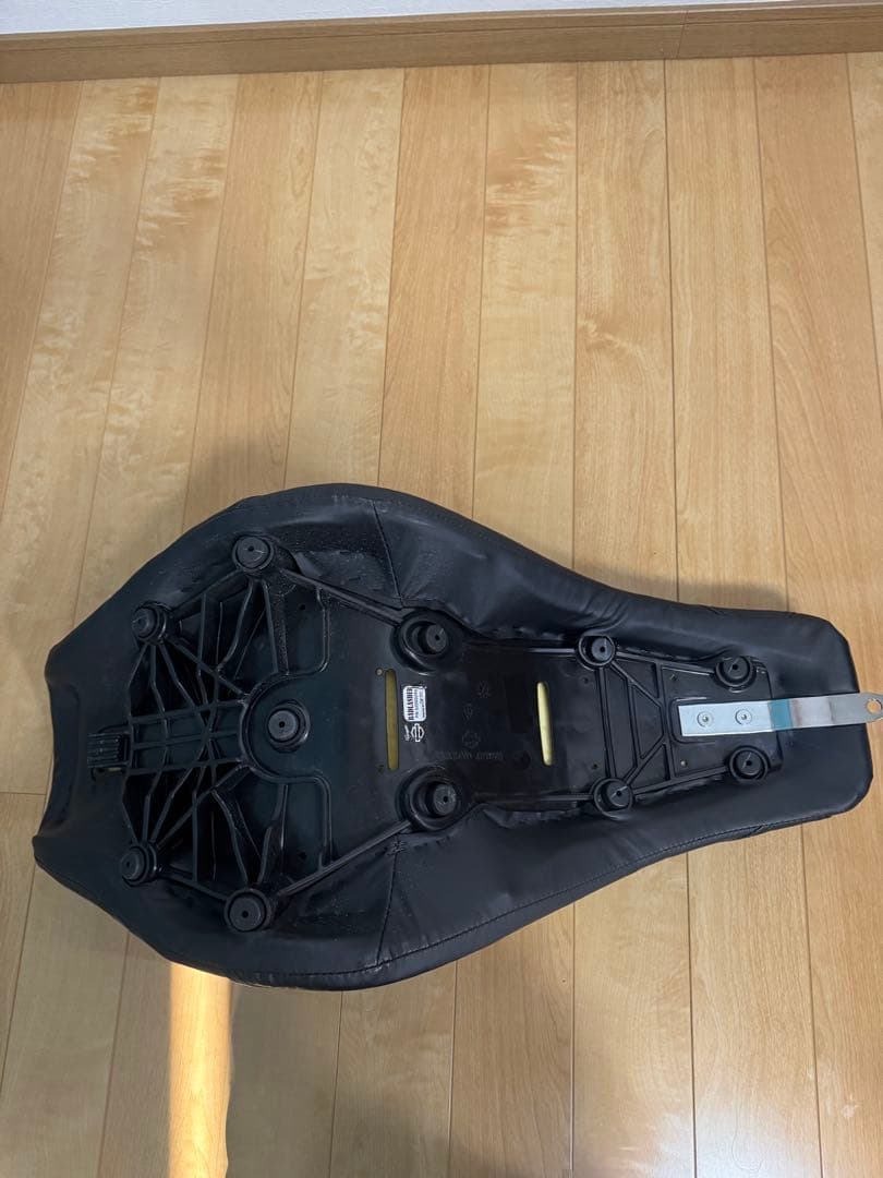 Harley Davidson シート 黒