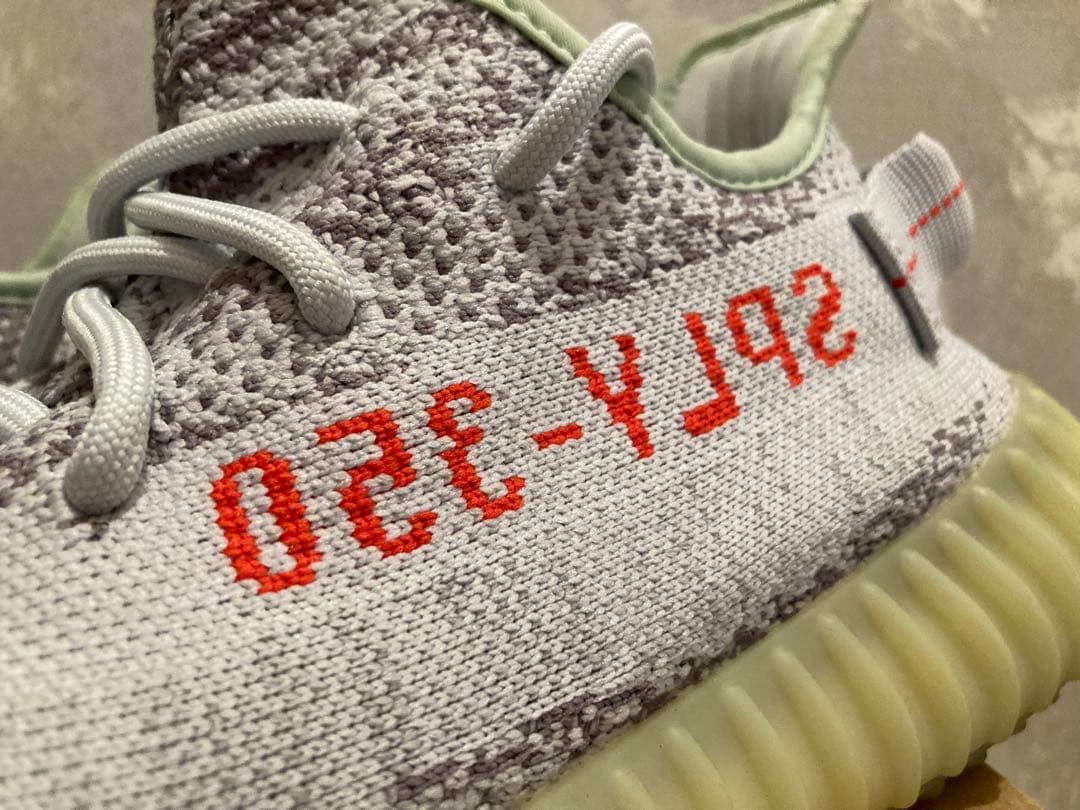 大幅値引き‼️adidas yeezy boost 350 v2 bluetint