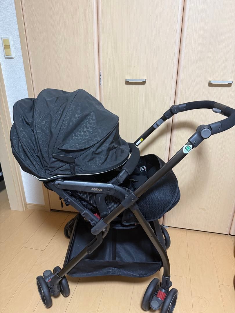 クリーニング済！アップリカ オプティアプレミアム ブラック！