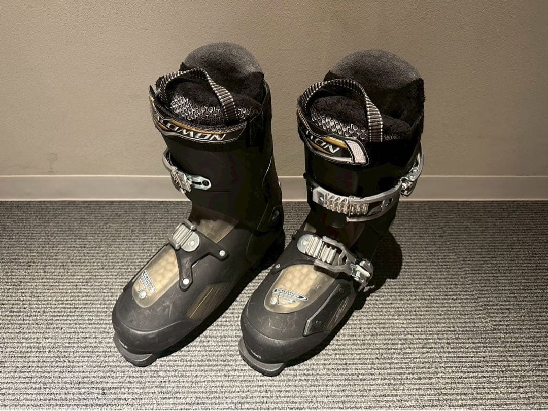 SALOMON サロモン スキーブーツ 29.5cm 足幅広め 保温性高