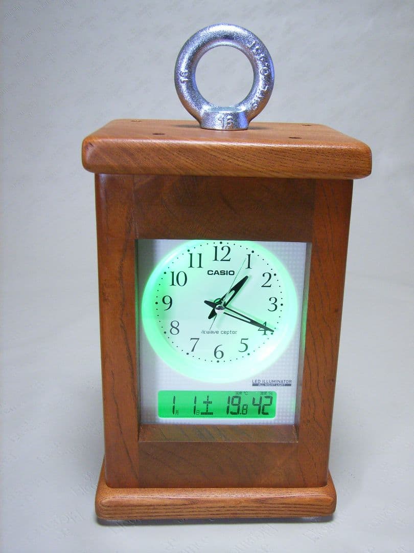 V014総欅板材M16アイボルト付電波目覚まし時計（カシオTQT−351NJ使用
