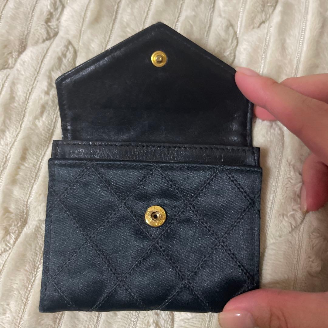 年始⭐︎値下げ　CHANEL キルティング 黒　ケース