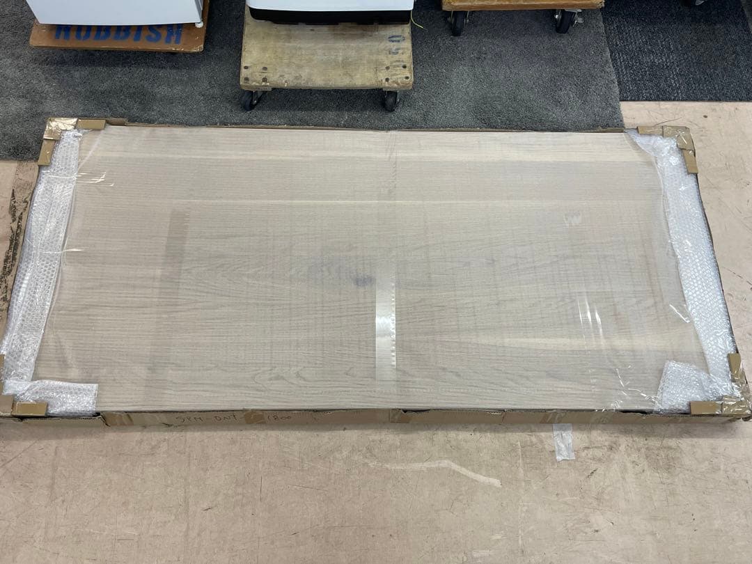 未使用保管品　a.depeche　ダイニングテーブル　W1800　仙台　宮城