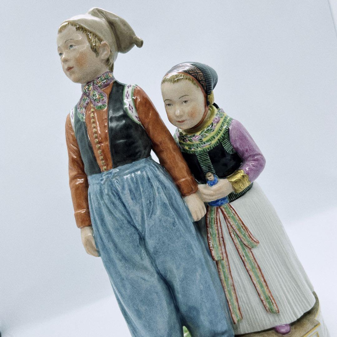 ロイヤルコペンハーゲン 民族衣装シリーズ　人形置物　アンティークフィギュリン