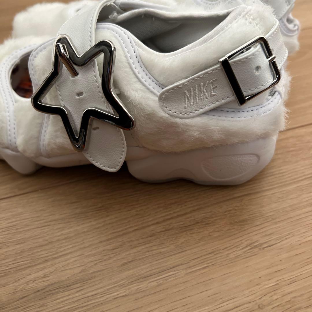 ナイキ ウィメンズ エア リフト　　ファー　星