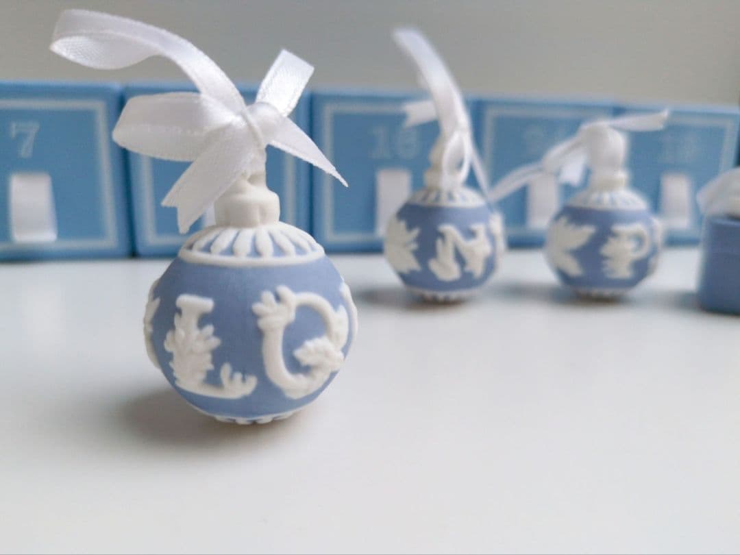 ウェッジウッド　アドベントカレンダー　バラ　5種