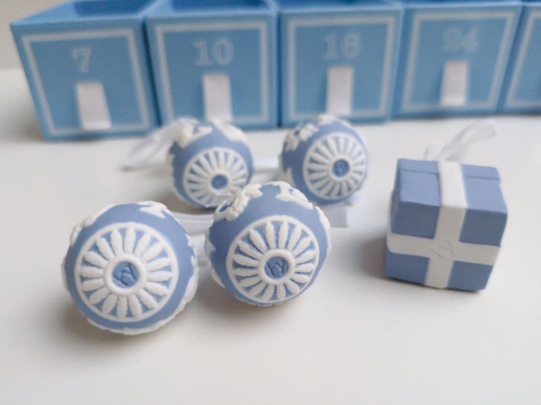 ウェッジウッド　アドベントカレンダー　バラ　5種